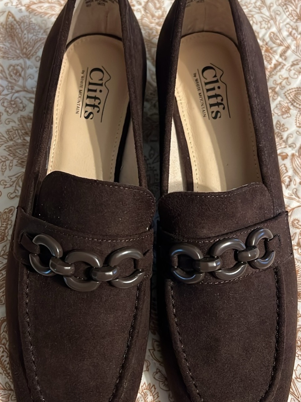 Cliffs by White Mountain Women’s Brown Suede Loafers Block Heel